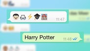 Montage: In einem Smartphone steht "Harry Potter". © NDR/Apple 