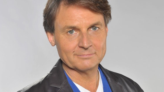 Wolfgang Bahro als Jo Gerner in GZSZ © RTL / Rolf Baumgartner 