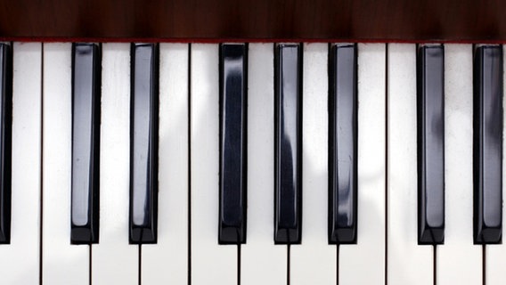Tasten eines Klaviers © Christian Jung 