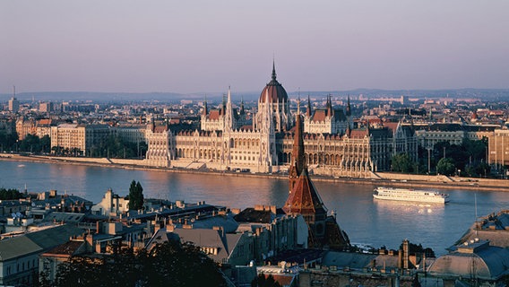 Budapest © picture-alliance/ HB Verlag 
